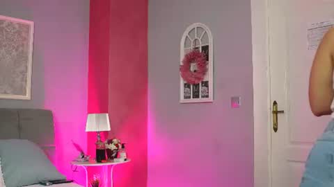 Snapshot of lizzybliss chatting on 06-22-26, 05:10 Lizzy online show from 06-22-26, 05:10