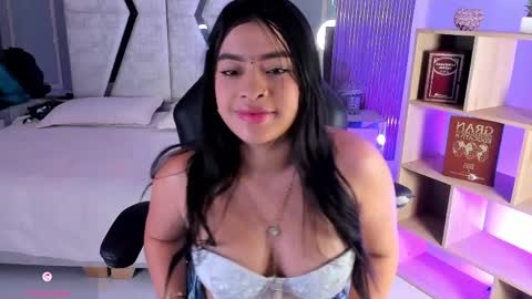 LIZZY online show from 04-05-26, 04:09