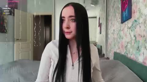 Lizzy 3 online show from 03-17-26, 10:07