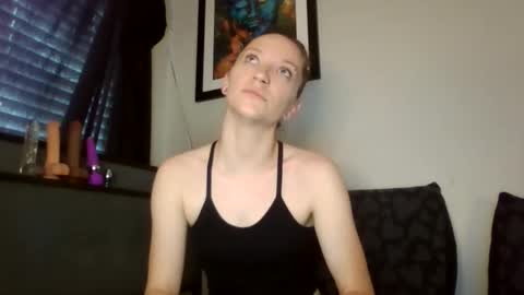 Lizzie Vonn online show from 04-08-26, 11:48