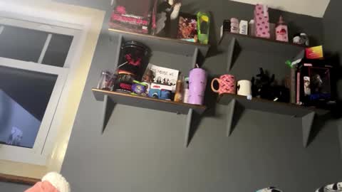 lizzybunny online show from 12-21-24, 05:18