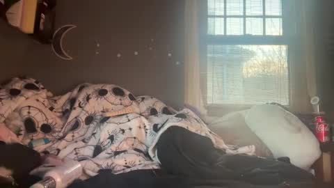 lizzybunny online show from 02-28-25, 04:53