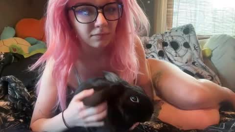lizzybunny online show from 03-03-25, 04:56
