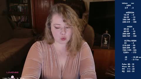 Lia online show from 04-05-26, 08:17