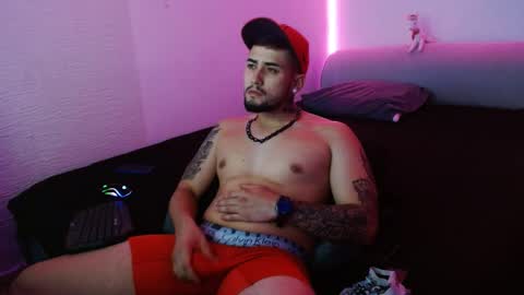 lliamm 2 online show from 01-25-25, 12:47