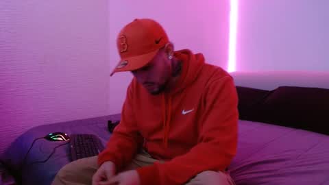 lliamm 2 online show from 02-07-25, 01:01