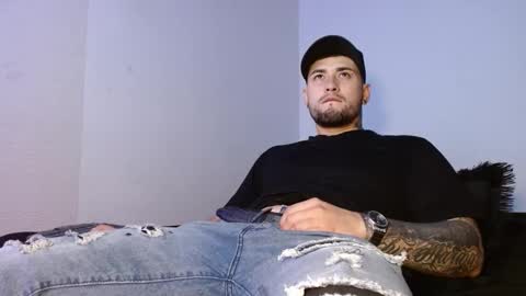 lliamm 2 online show from 10-05-25, 03:05