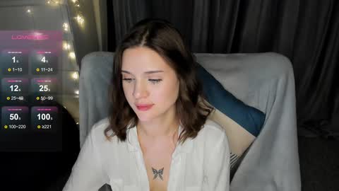 Snapshot of llkadream chatting on 02-22-25, 03:01 Arina online show from 02-22-25, 03:01