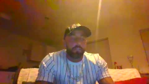 Snapshot of llleeeooonnn69 chatting on 09-21-25, 06:42 Leon online show from 09-21-25, 06:42