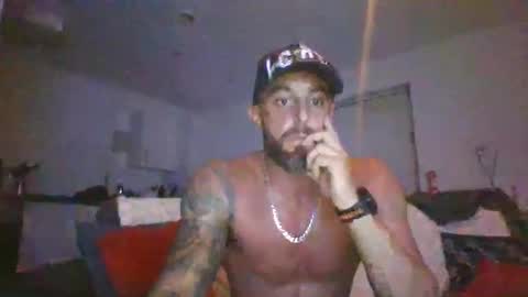 Snapshot of llleeeooonnn69 chatting on 10-03-25, 10:40 Leon online show from 10-03-25, 10:40