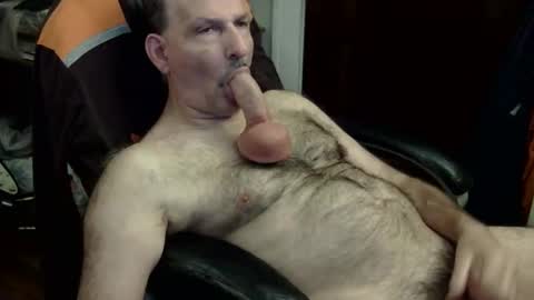 loades182025 online show from 10-23-25, 02:11