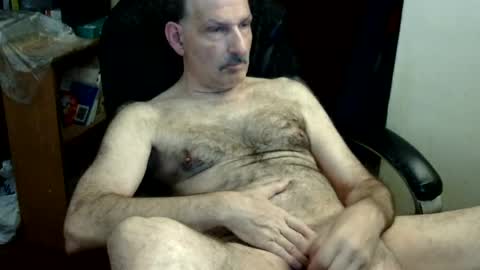 Snapshot of loades182025 chatting on 06-13-26, 08:45 loades182025 online show from 06-13-26, 08:45