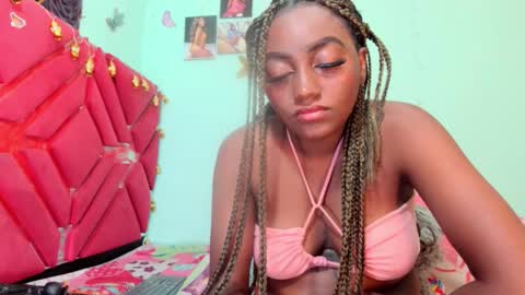 Snapshot of loaisisadaams chatting on 09-18-25, 02:02 loaisisAdamss online show from 09-18-25, 02:02