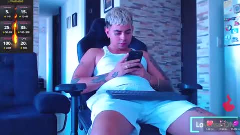 Snapshot of lobito_xxxl chatting on 07-16-26, 09:10 lobito_xxxl online show from 07-16-26, 09:10