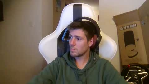 lobo online show from 10-23-25, 02:55