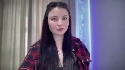 Snapshot of locaalis1 chatting on 02-10-25, 12:18 locaalis1 online show from 02-10-25, 12:18