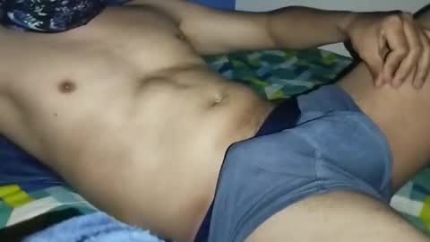 loco_boy007 online show from 01-07-26, 05:10