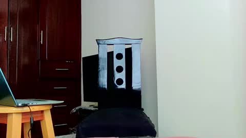 Snapshot of logaan_grey chatting on 10-28-25, 06:54 logaan_grey online show from 10-28-25, 06:54