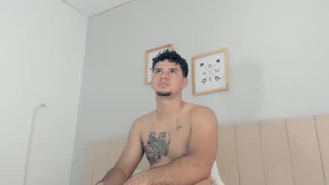 Snapshot of logan_9_ chatting on 07-05-26, 10:39 logan online show from 07-05-26, 10:39
