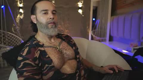 logan_cardenas1 online show from 06-12-26, 01:15