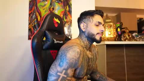 Snapshot of logan_hugh8 chatting on 09-23-25, 04:37 logan_hugh8 online show from 09-23-25, 04:37