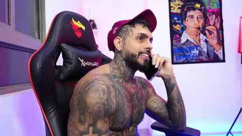 Snapshot of logan_hugh8 chatting on 10-25-25, 03:47 logan_hugh8 online show from 10-25-25, 03:47