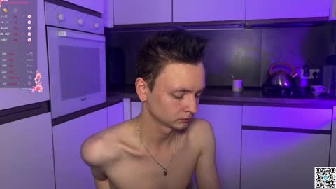 Snapshot of logan_mett chatting on 10-18-25, 02:25 Logan online show from 10-18-25, 02:25