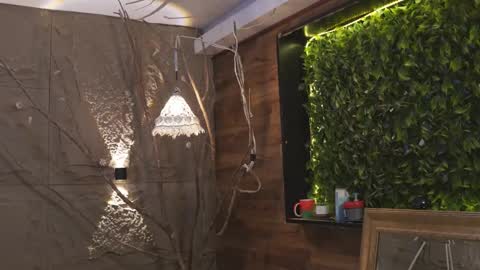 logan_varela online show from 09-17-25, 12:51