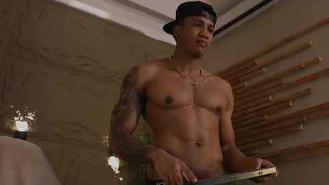 logan_varela online show from 01-16-26, 08:13