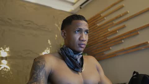 logan_varela online show from 02-02-26, 12:37