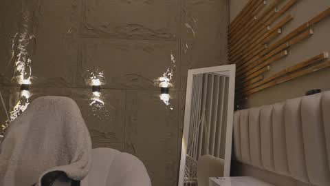 logan_varela online show from 04-09-26, 04:34