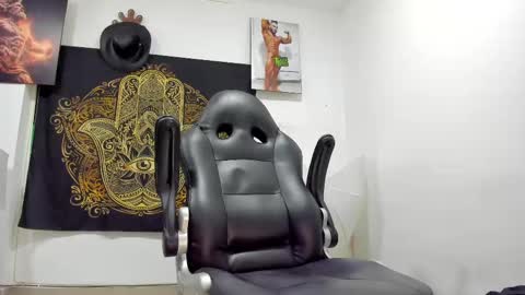 LOGAN WHITTERS online show from 02-16-25, 06:43