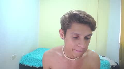 Snapshot of loganevans8 chatting on 02-22-25, 02:19 Logan online show from 02-22-25, 02:19