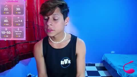 Snapshot of loganevans8 chatting on 09-10-25, 06:41 Logan online show from 09-10-25, 06:41