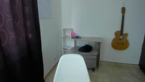 Snapshot of loganhot22 chatting on 01-28-25, 06:07 Logan online show from 01-28-25, 06:07