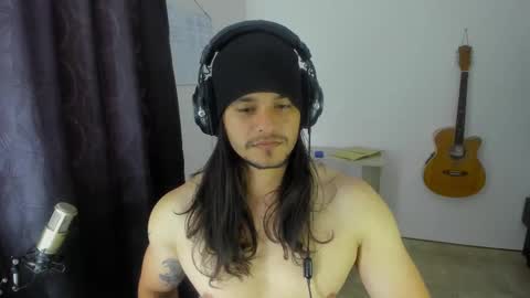 Snapshot of loganhot22 chatting on 03-03-25, 08:11 Logan online show from 03-03-25, 08:11