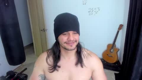 Snapshot of loganhot22 chatting on 06-18-26, 09:14 Logan online show from 06-18-26, 09:14