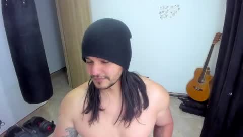 Snapshot of loganhot22 chatting on 06-25-26, 06:29 Logan online show from 06-25-26, 06:29