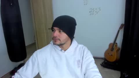 Snapshot of loganhot22 chatting on 07-07-26, 04:48 Logan online show from 07-07-26, 04:48