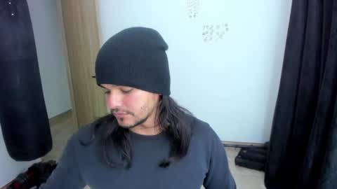 Snapshot of loganhot22 chatting on 07-13-26, 08:39 Logan online show from 07-13-26, 08:39