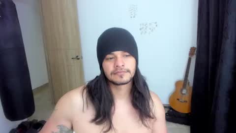Snapshot of loganhot22 chatting on 07-17-26, 03:35 Logan online show from 07-17-26, 03:35
