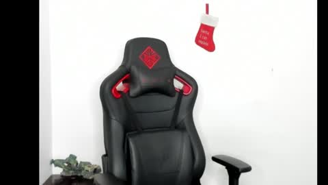 Snapshot of logannick chatting on 12-10-24, 08:08 Logan online show from 12-10-24, 08:08