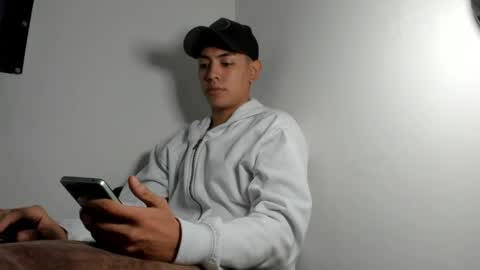 logantwink18 online show from 04-18-26, 02:10