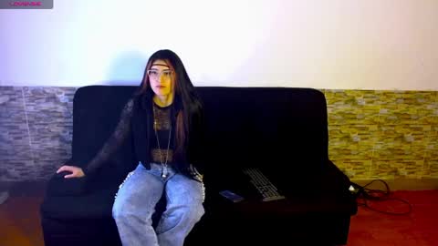 Lois online show from 04-03-26, 12:19