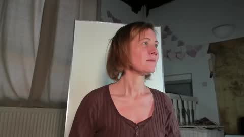 lola_belgium online show from 03-02-25, 04:32