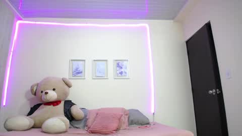 Lola Calypso online show from 03-26-26, 02:06