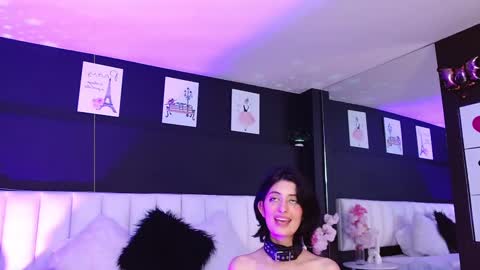 Snapshot of lola_creamy chatting on 03-05-25, 04:46 Lola online show from 03-05-25, 04:46