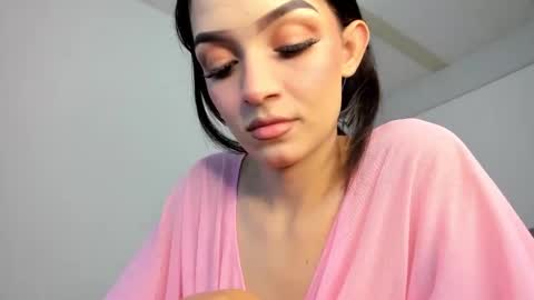 Snapshot of lola_kamila chatting on 02-18-25, 01:21 Lola Kamila online show from 02-18-25, 01:21