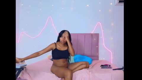 Snapshot of lola_lustrum chatting on 06-11-26, 02:37 lola_lustrum online show from 06-11-26, 02:37