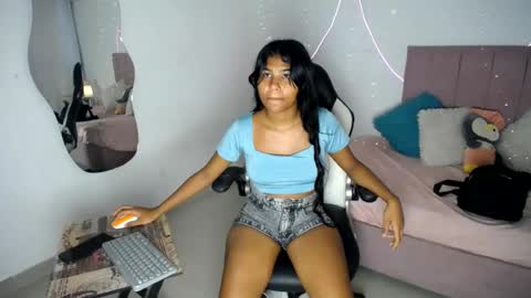 Snapshot of lola_lustrum chatting on 06-15-26, 03:36 lola_lustrum online show from 06-15-26, 03:36